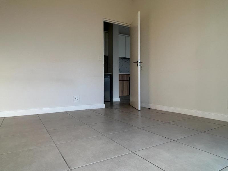 To Let 1 Bedroom Property for Rent in Sandown Western Cape